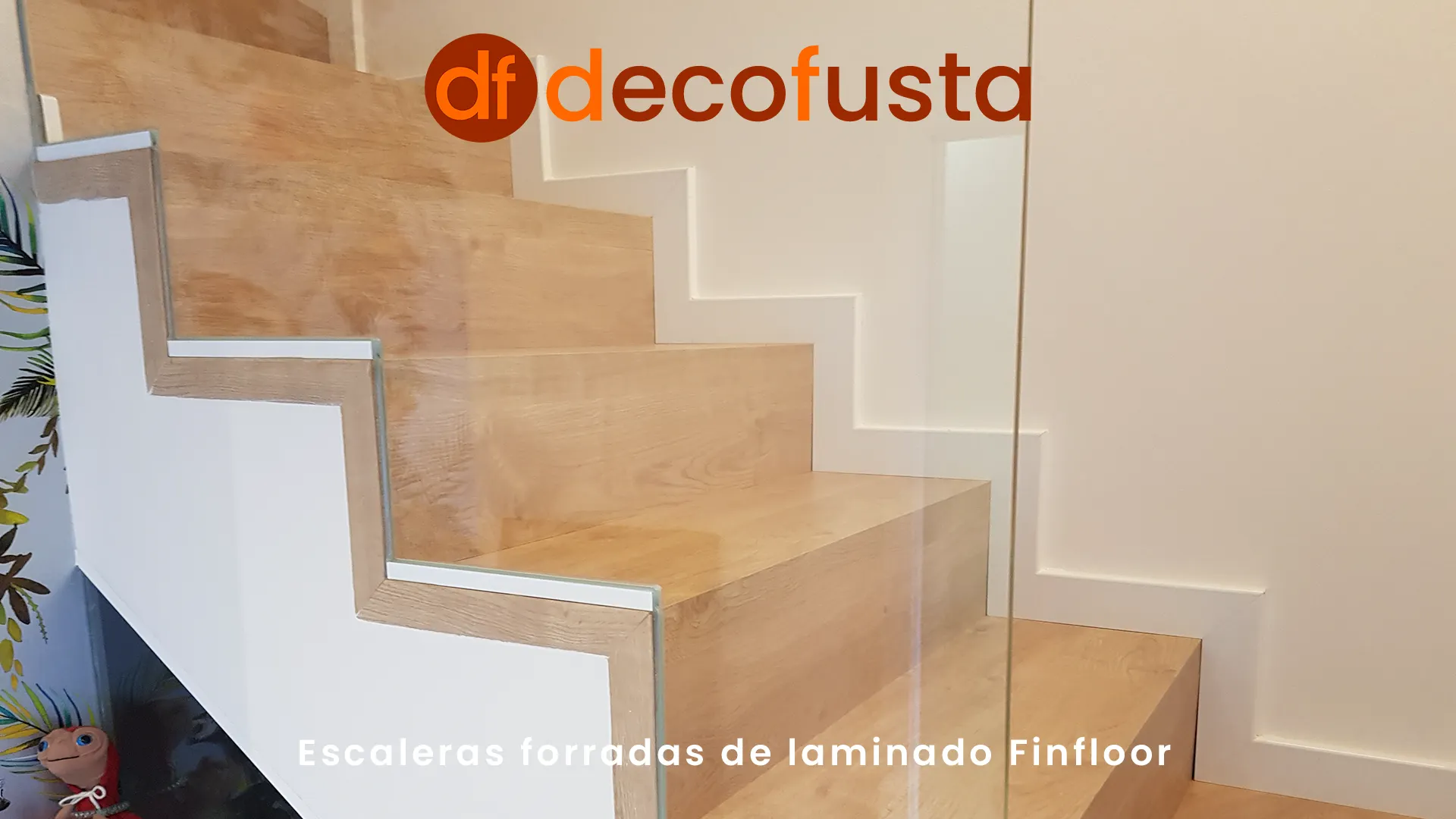 Escaleras forradas de laminado Finfloor