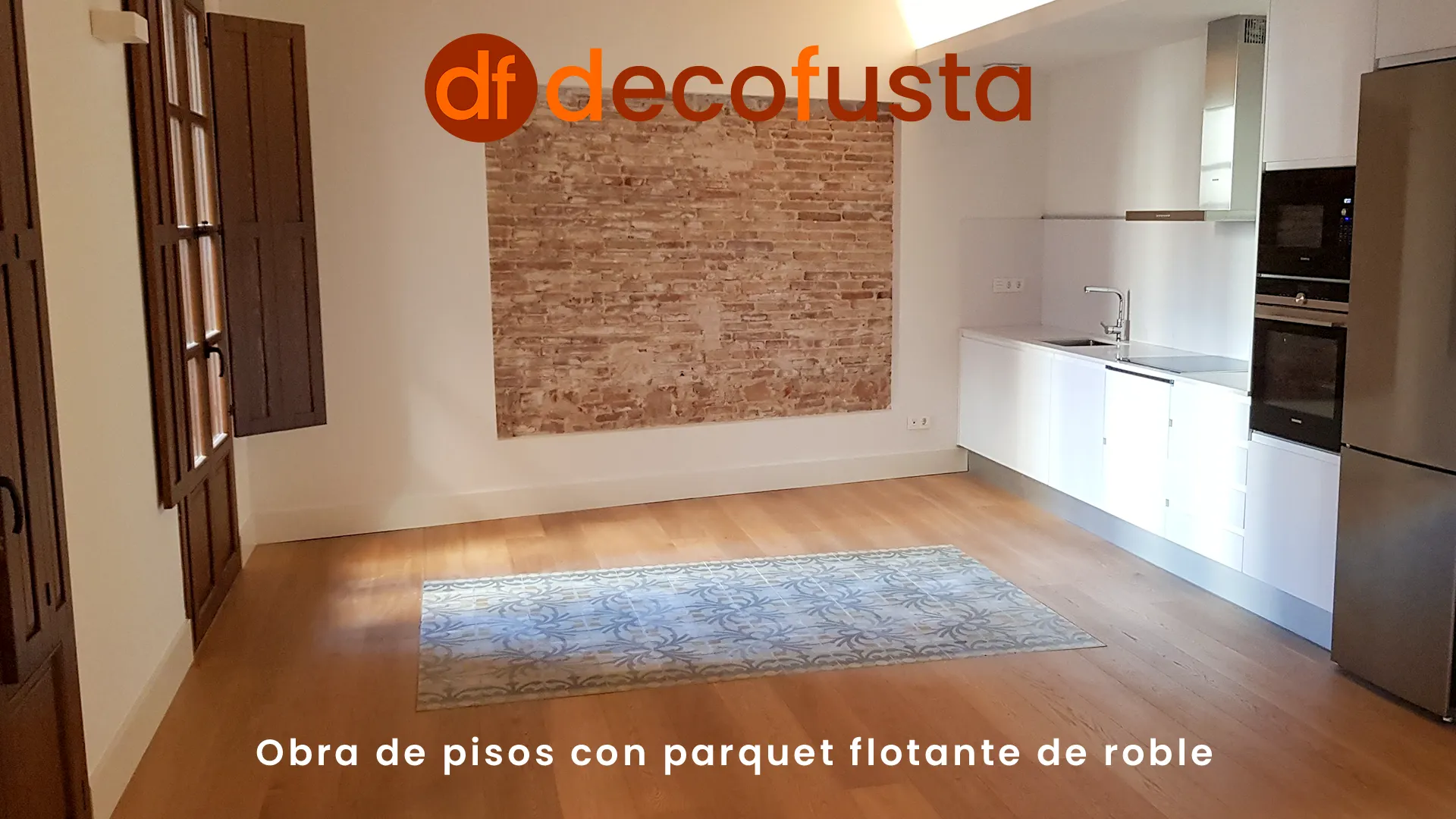 Obra de pisos con parquet flotante de roble