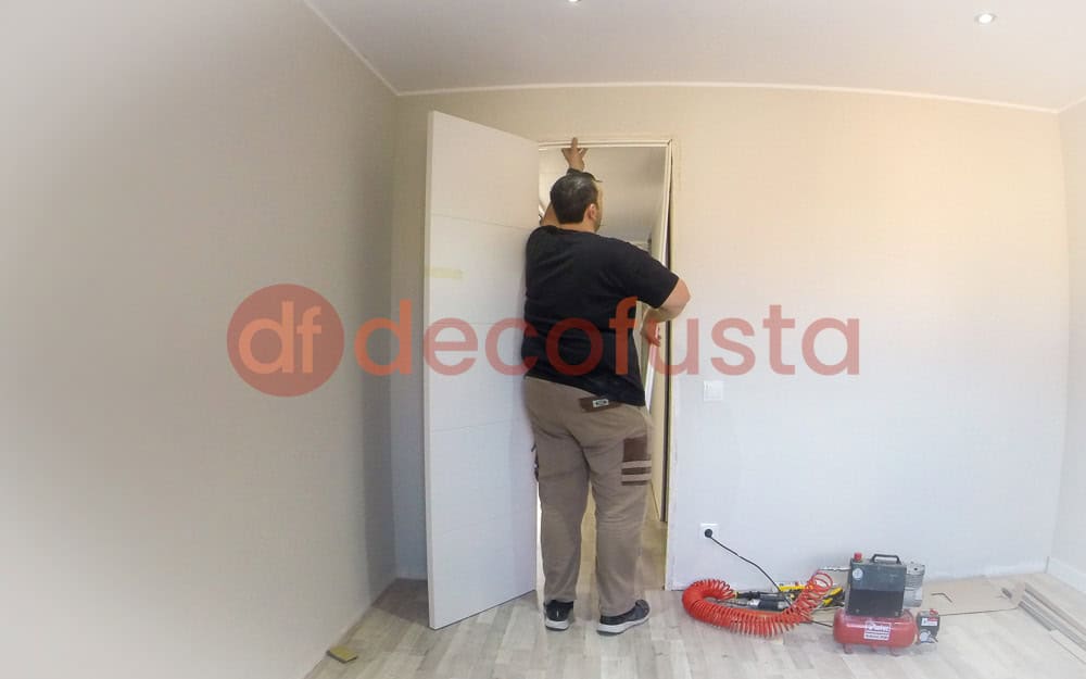 Colocando puerta de forma tradicional